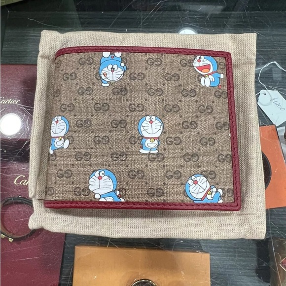 Auth Gucci x Doraemon Bifold Wallet **Rare - Picture 4 of 8